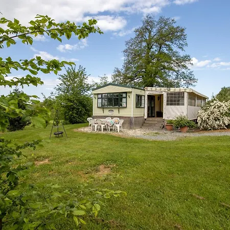 Mobilhome Vergnelibert Campsite *